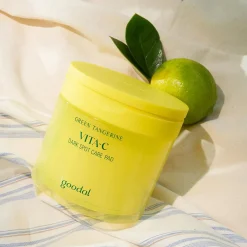 Green Tangerine Vita C Dark Spot Care Pad